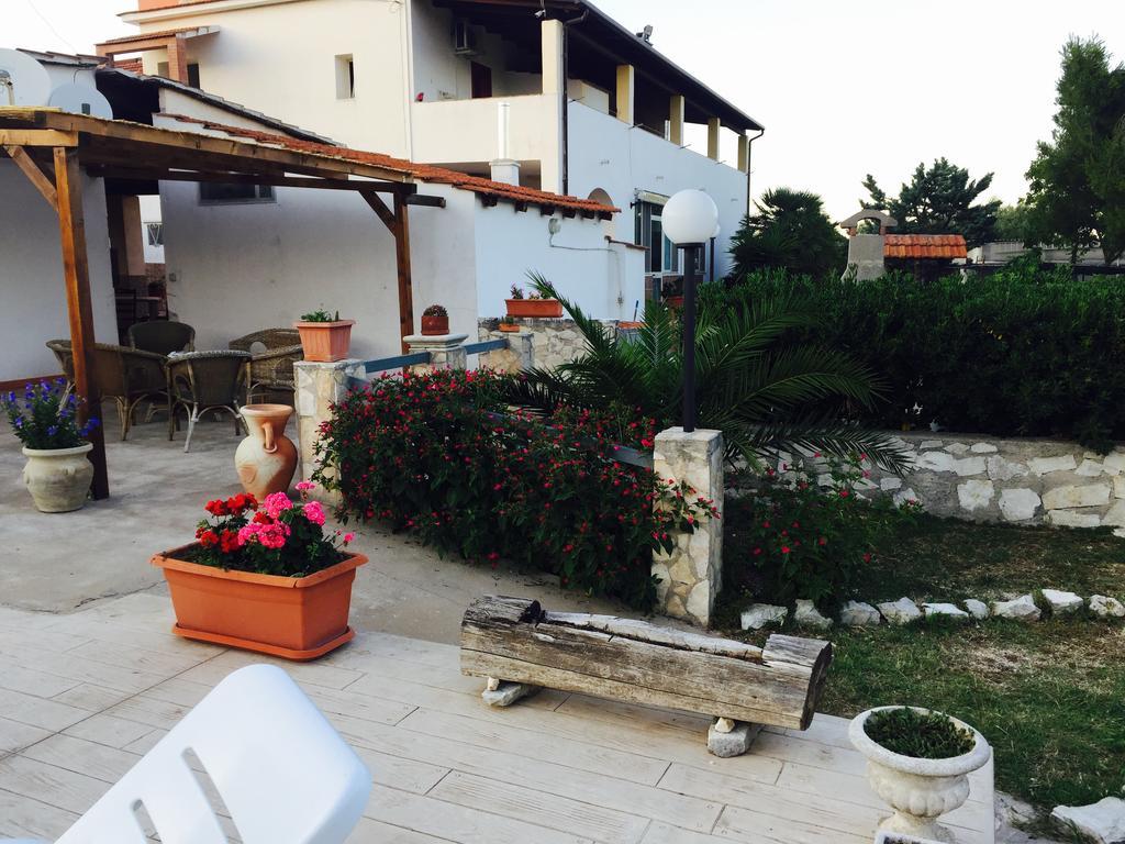 Agriturismo Azzarone Vieste Luaran gambar